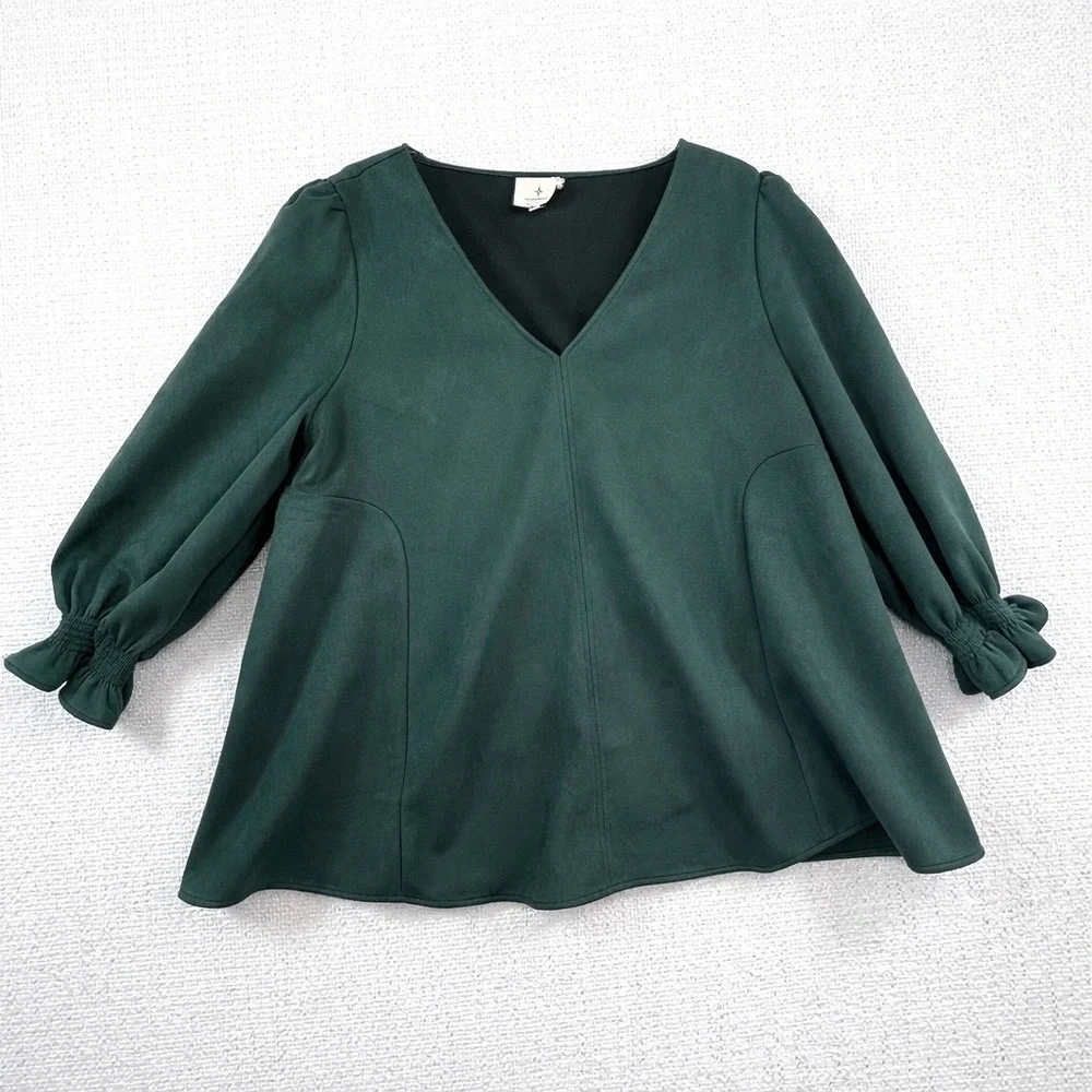 Tuckernuck Women's Green Faux Suede Blouse V Neck Puff Sleeve Tunic‎ XXL